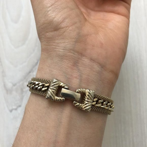 Vintage SARAH COVENTRY Mesh Gold Tone Bracelet - Picture 4 of 9